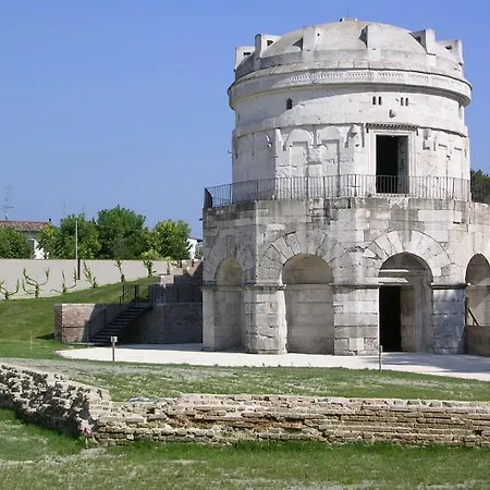 Camini Llido Degli Estensi